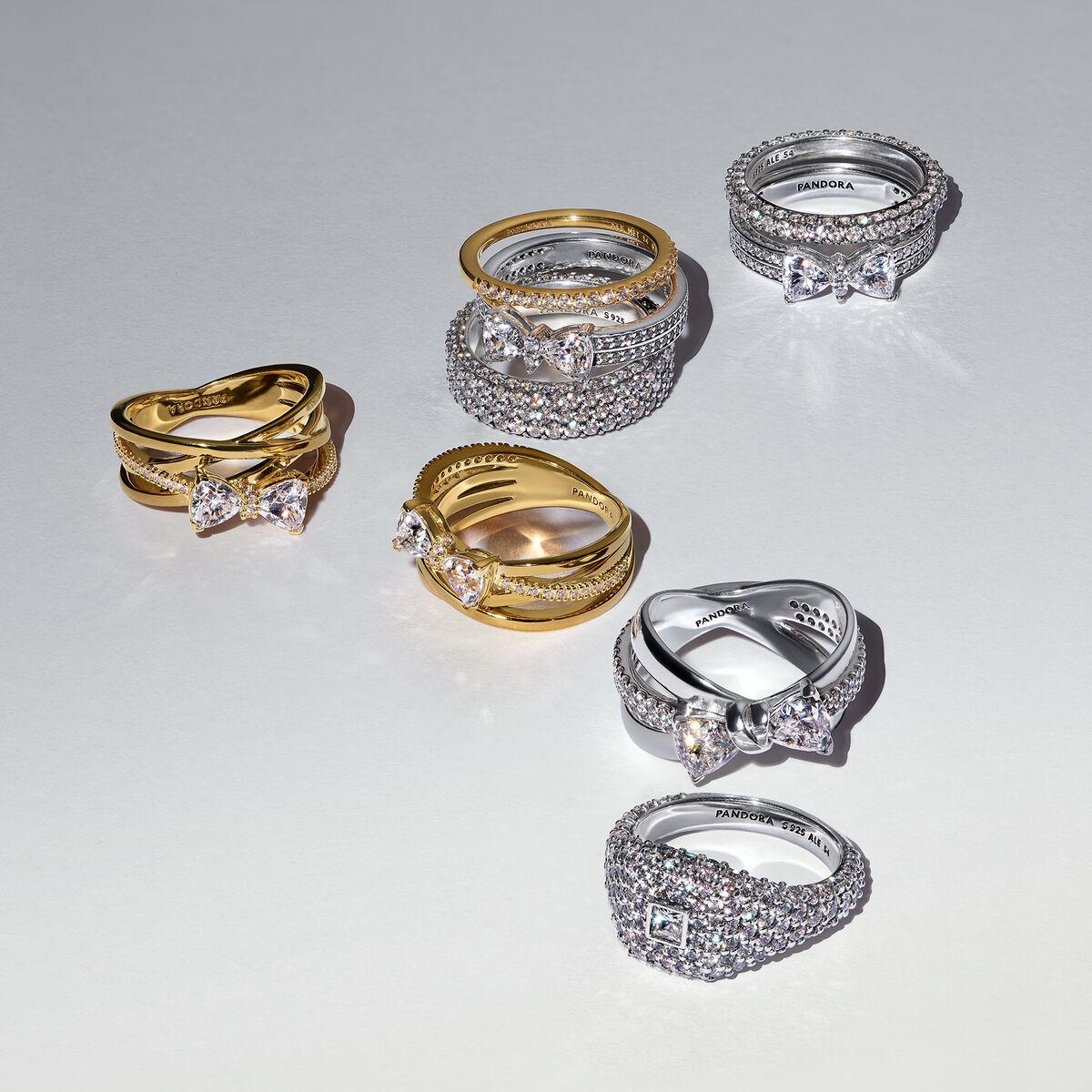 Pandora Sparkling Bow Crossover Ring Silver