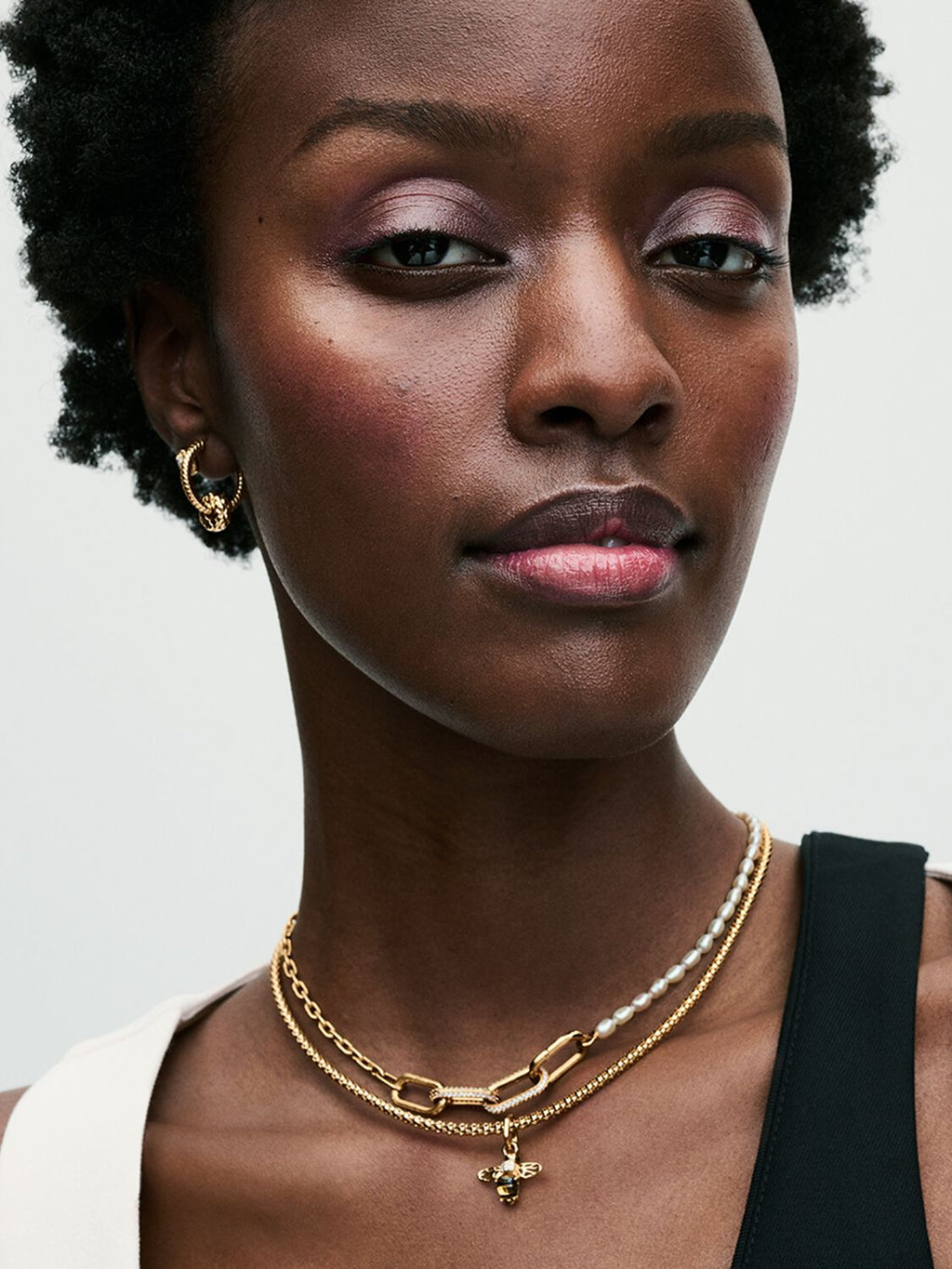 Pandora Sparkling Bee Dangle Charm