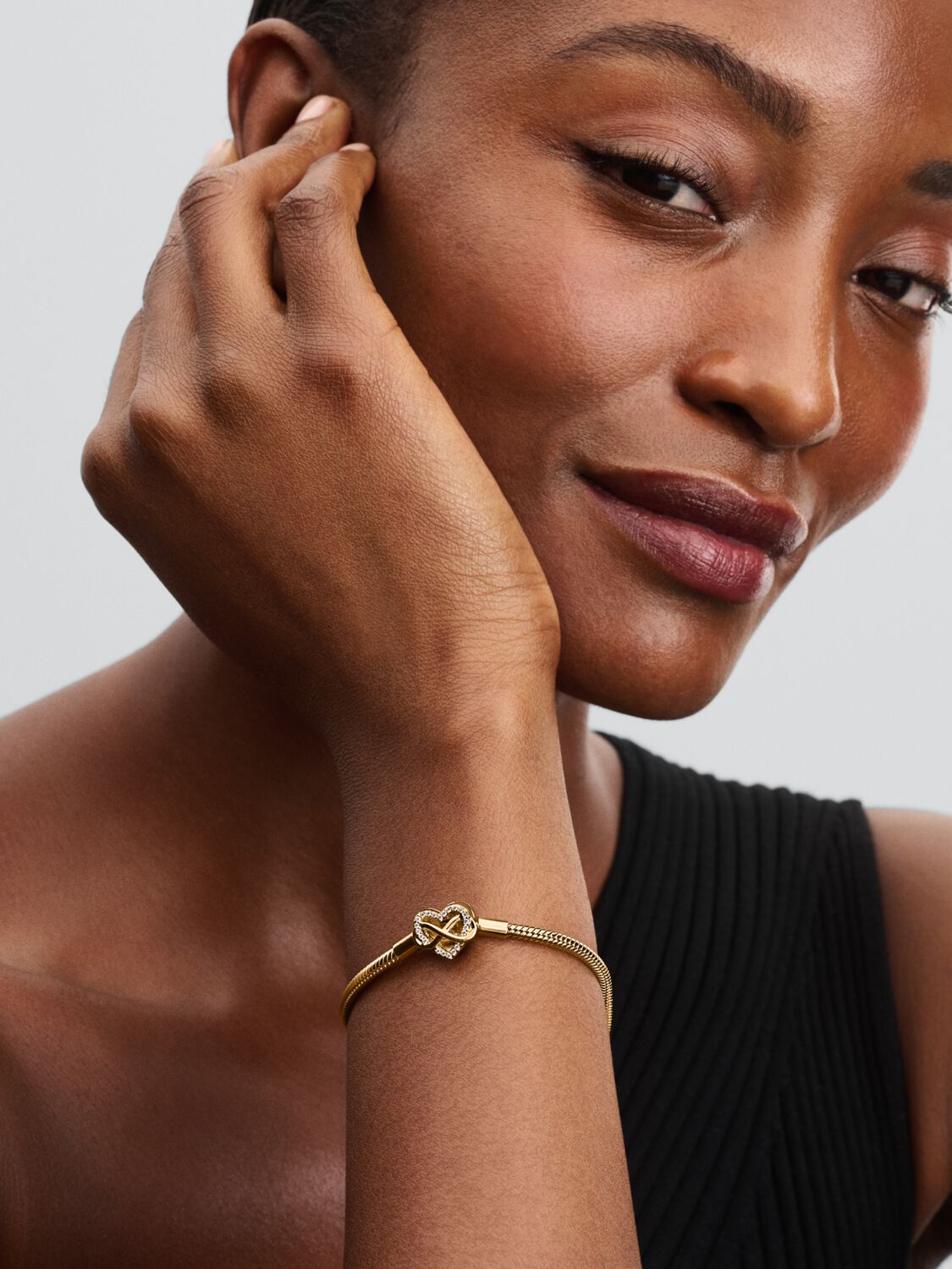 Pandora Sparkling Infinity Heart Clasp Snake Chain Bracelet Gold